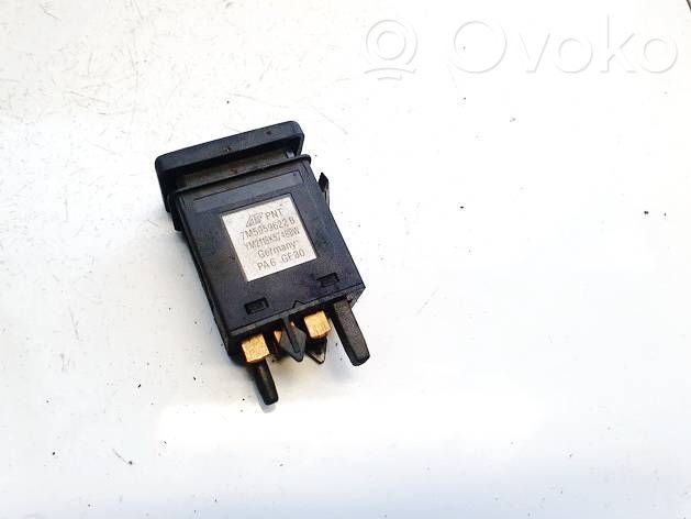 Windscreen/window heater switch   7M5959622B,YM2118K574BBW,7M5959622B,YM2118K574BBW