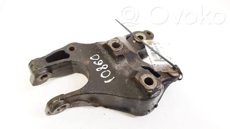 Mini One - Cooper Coupe R56 Engine mounting bracket 