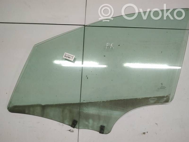 Peugeot 407 Vetro del finestrino della portiera anteriore - quattro porte