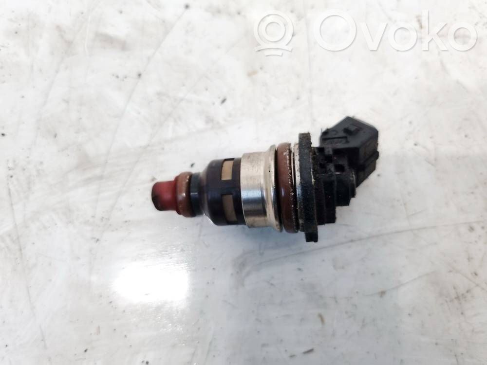 Ford Mondeo MK II Inyector de combustible 
