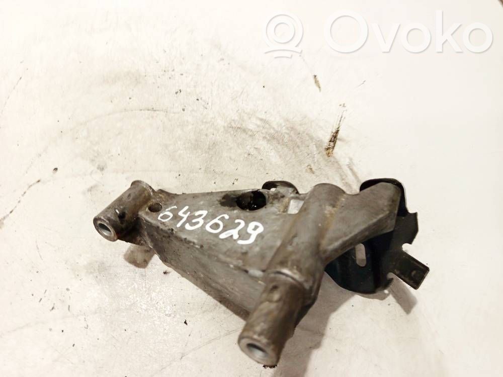 Mercedes-Benz E W210 Supporto di montaggio del motore (usato)