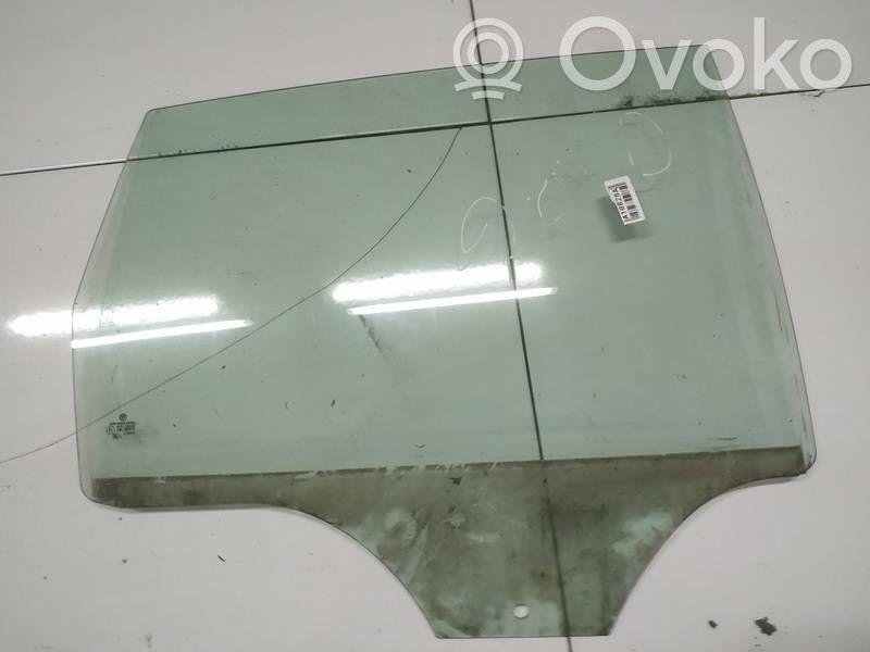 Volkswagen Polo IV 9N3 Vetro del finestrino della portiera posteriore