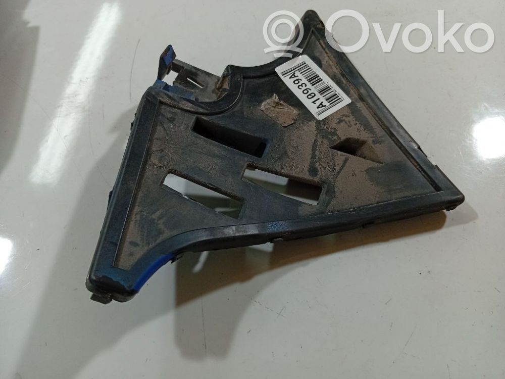 Volkswagen Polo IV 9N3 Uchwyt / Mocowanie zderzaka tylnego