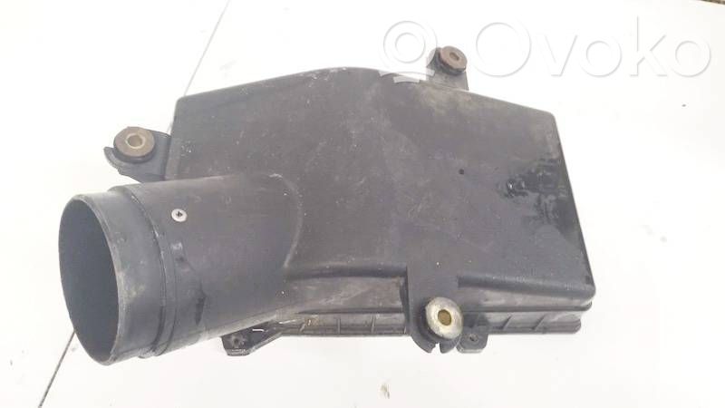 Mazda 626 Air filter box 