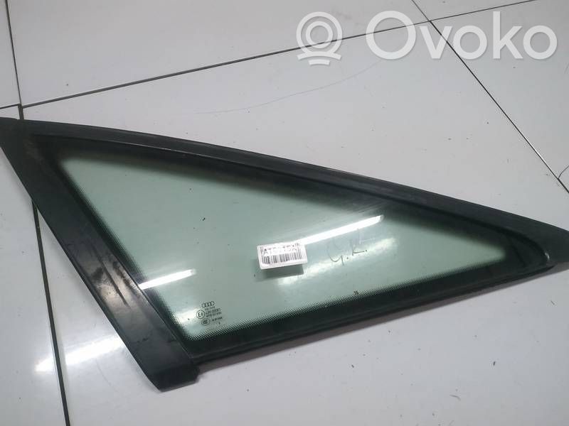 Audi A6 S6 C6 4F Finestrino laterale posteriore