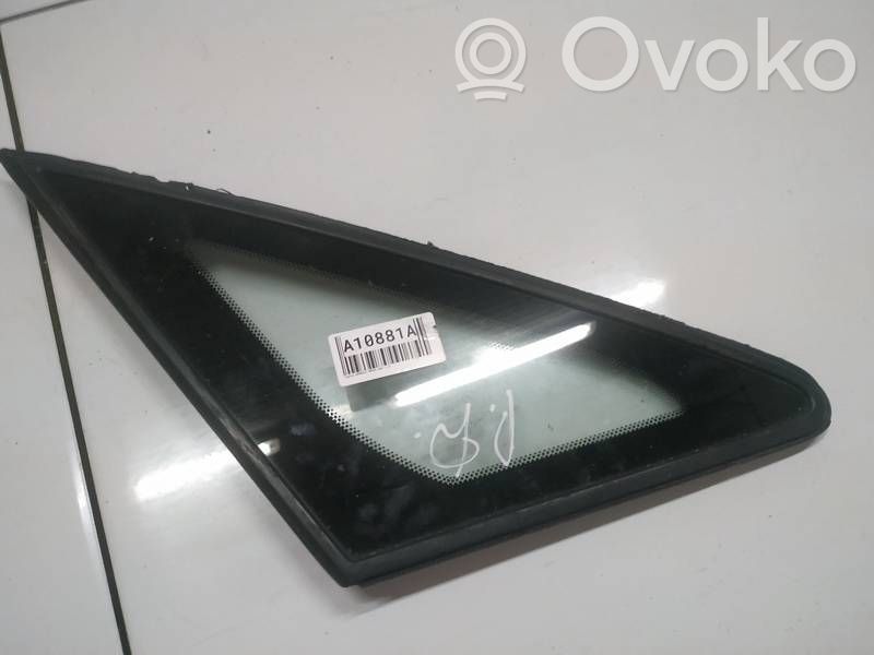 Toyota Avensis Verso Finestrino/vetro triangolo anteriore