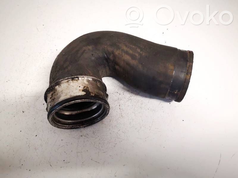 Furtun/conductă intercooler   3B0145834L,3B0145834L