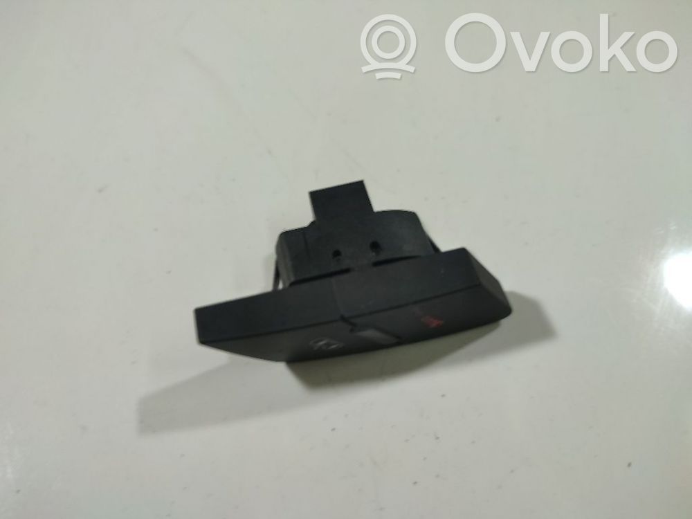 Audi A6 S6 C6 4F Przycisk centralnego zamka 