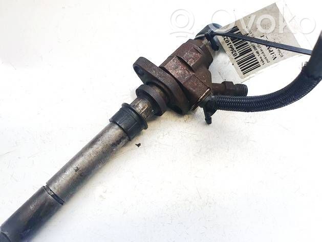 Volvo S40 Fuel injector 