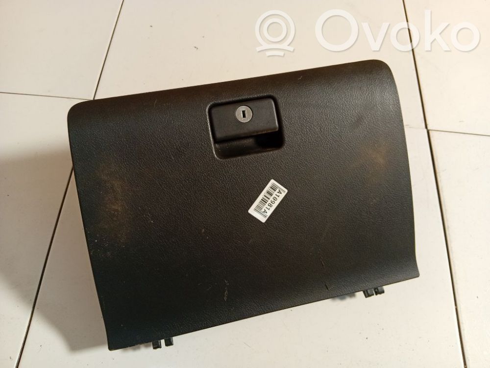 Toyota Corolla Verso AR10 Vano portaoggetti 
