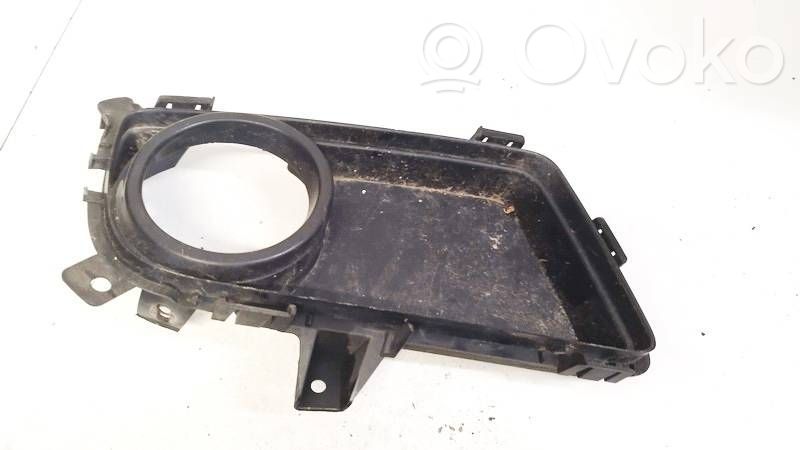 Mazda 5 Etupuskurin alempi jäähdytinsäleikkö 