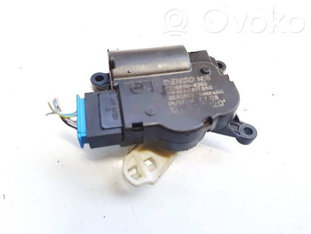 Volkswagen PASSAT B7 Moteur / actionneur de volet de climatisation 