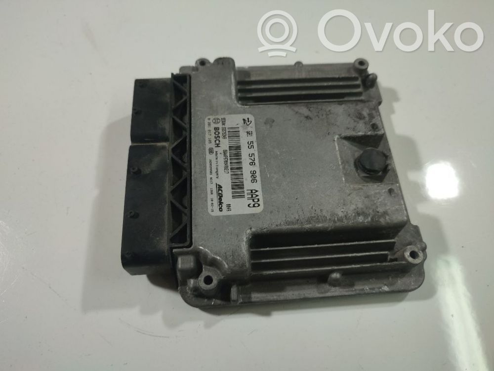 Opel Insignia A Sterownik / Moduł ECU 