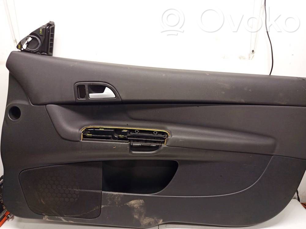 Volvo C30 Boczki / Poszycie drzwi przednich 
