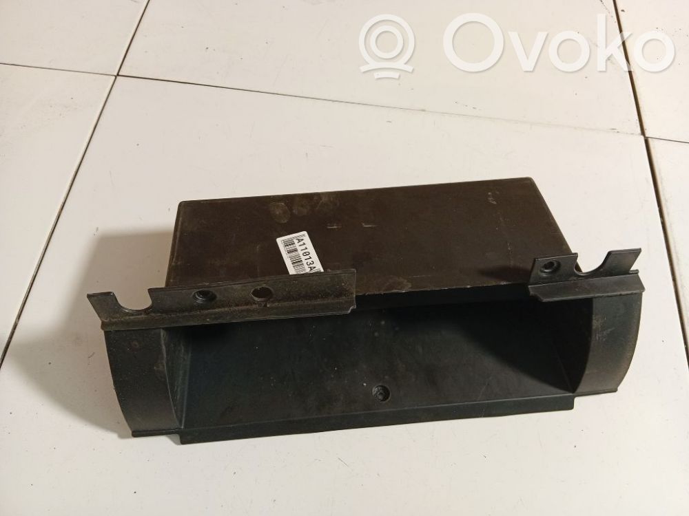 Guantera   68275EB300,68275EB300,68275EB301,68275EB302