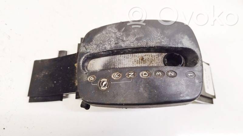 Audi A4 S4 B5 8D Schaltbock Schaltkulisse 