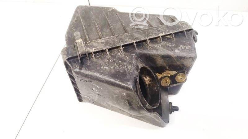 Mazda 323 F Air filter box 