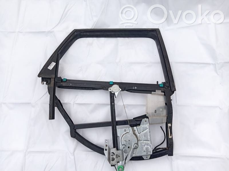 Audi A4 S4 B5 8D Marco de la luna/vidrio de la puerta trasera 