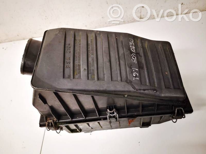 Peugeot 405 Caja del filtro de aire
