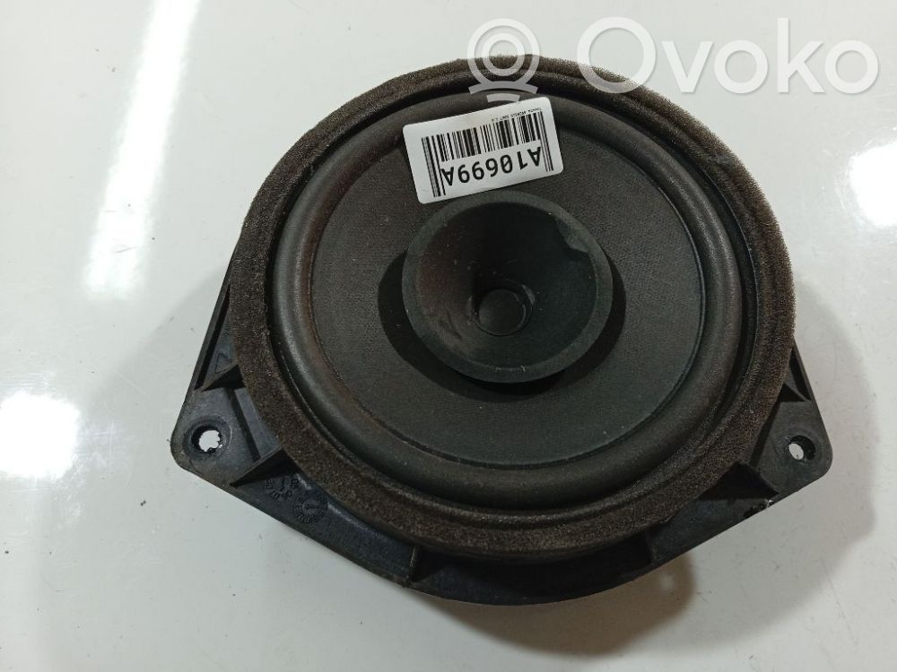 Toyota Avensis T250 Altoparlante portiera anteriore
