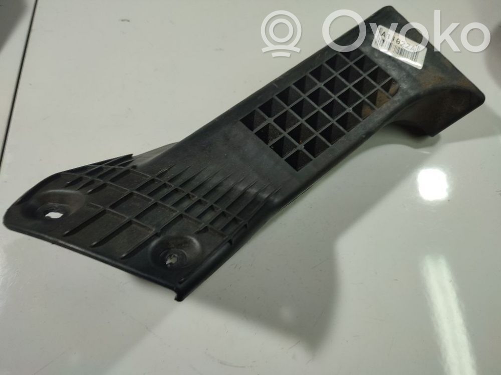 Peugeot 207 Soporte del parachoques delantero 