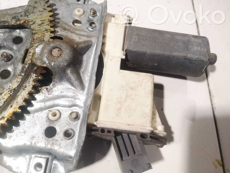 Toyota Avensis T250 Motor macara geam ușă față