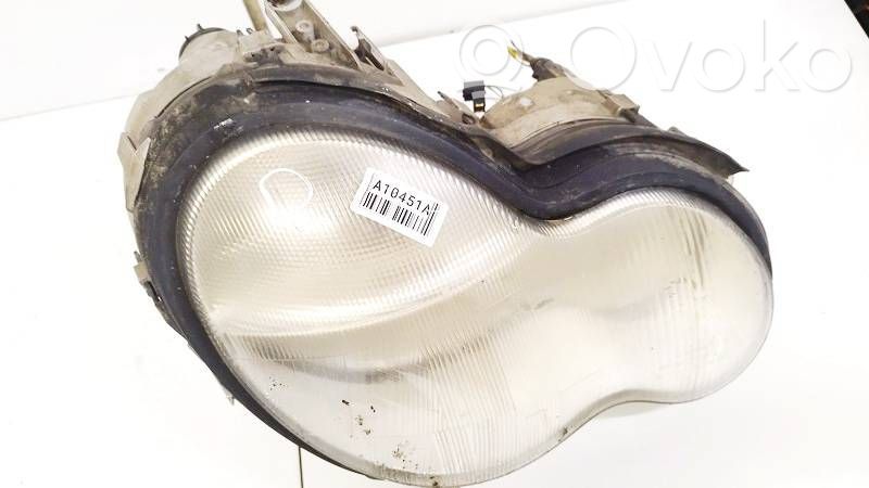 Mercedes-Benz C W203 Faro/fanale