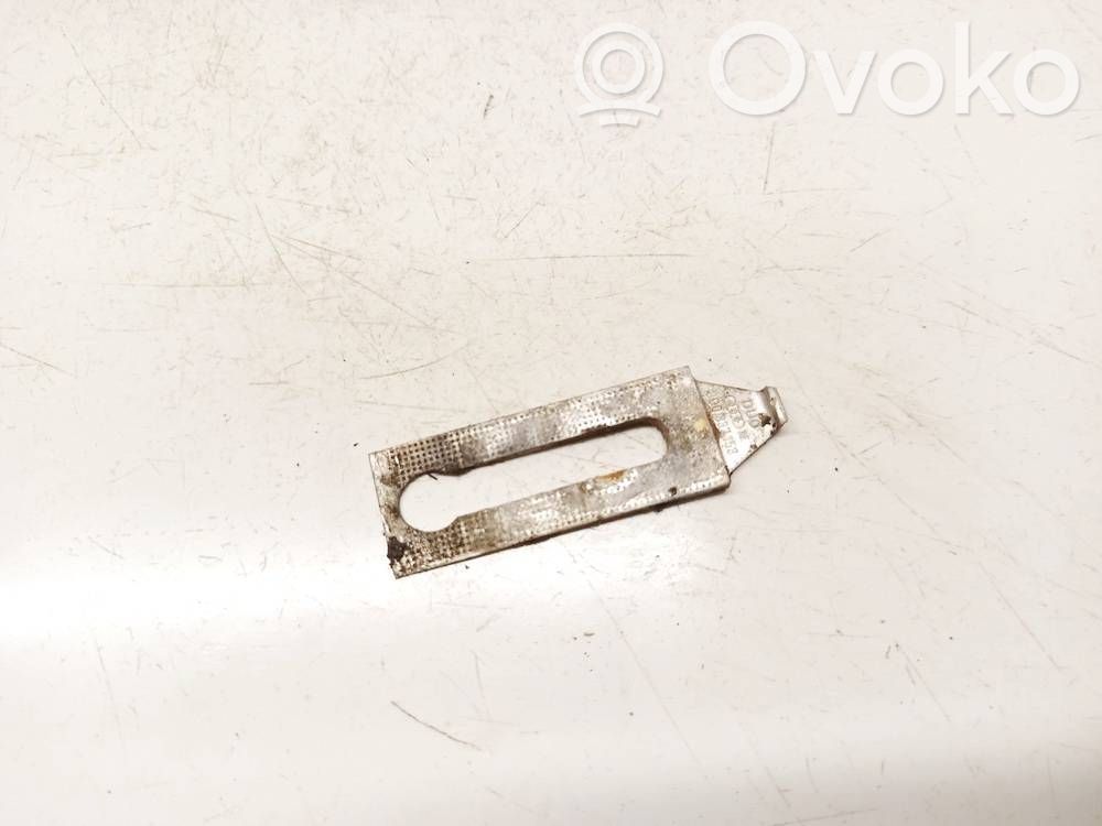 Audi A4 S4 B5 8D Altra parte esteriore 