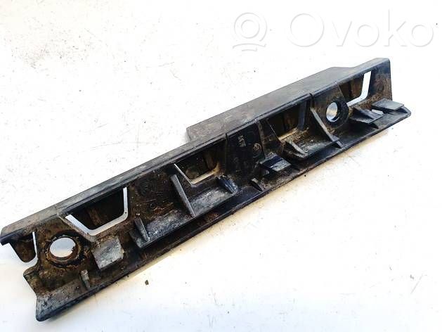 BMW 5 E60 E61 Staffa di rinforzo montaggio del paraurti anteriore