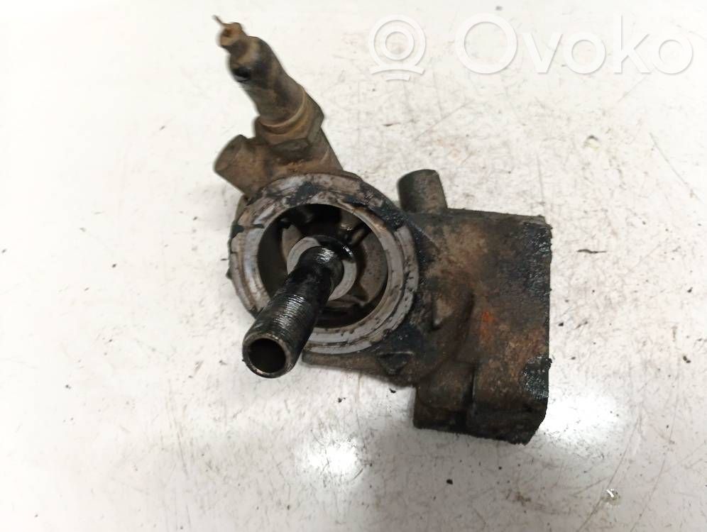 Volkswagen PASSAT B5 Suport montare filtru ulei