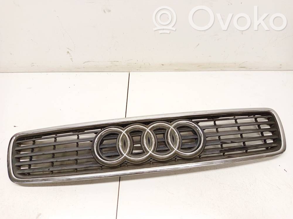 Audi A4 S4 B5 8D Griglia anteriore