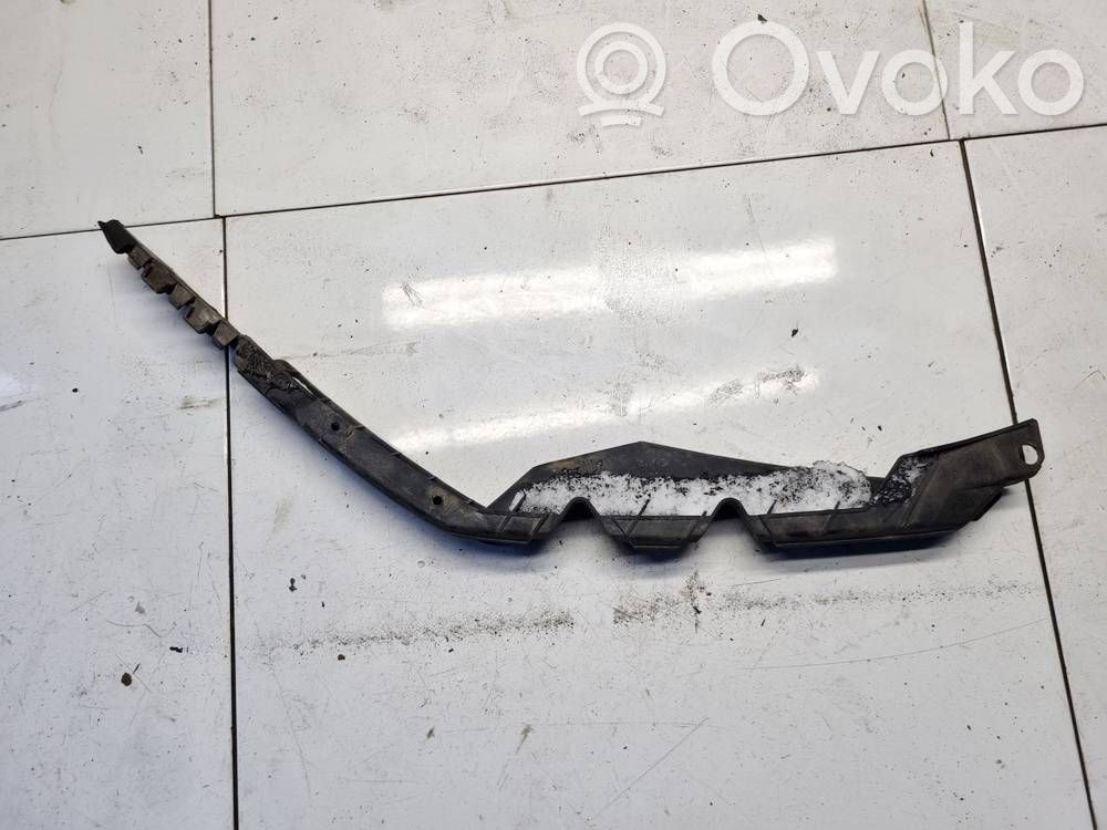 Skoda Octavia Mk2 (1Z) Staffa di rinforzo montaggio del paraurti anteriore 