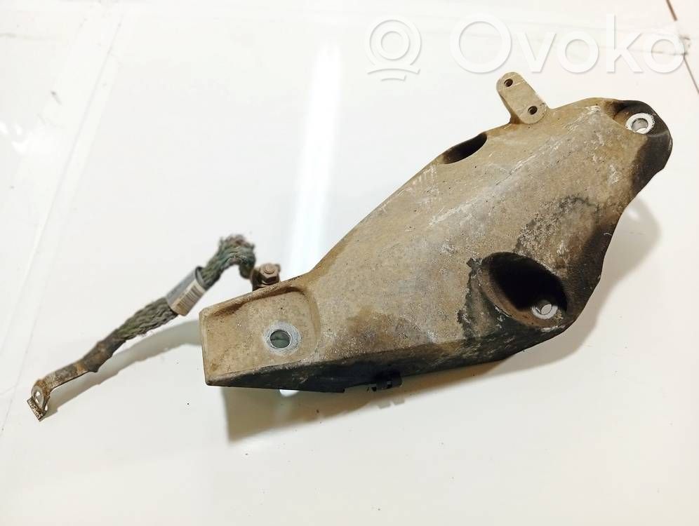 BMW X1 E84 Engine mounting bracket 