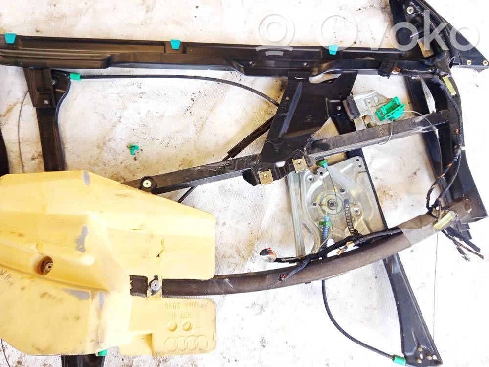 Audi A4 S4 B5 8D Regulador con motor de la ventanilla de la puerta corredera