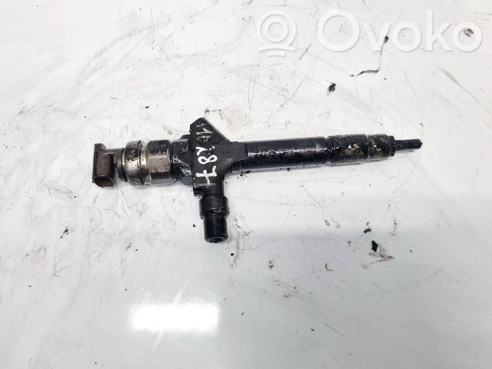 Inyector de combustible   RF7J13H50,RF7J13H50