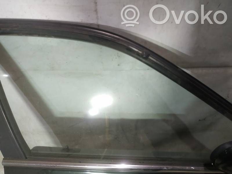 Rover 620 Vetro del finestrino della portiera anteriore - quattro porte 
