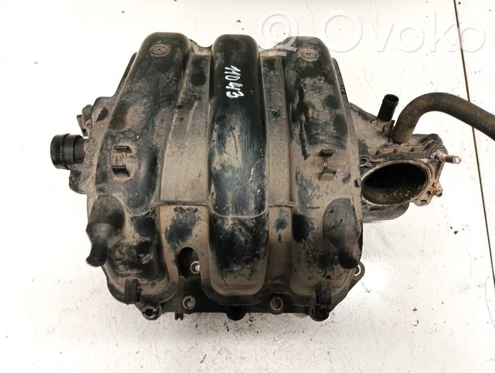 Skoda Praktik (5J8) Collettore di aspirazione 