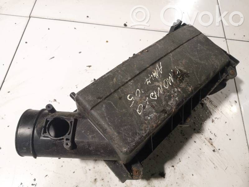 Ford Mondeo Mk III Cutie filtru aer 