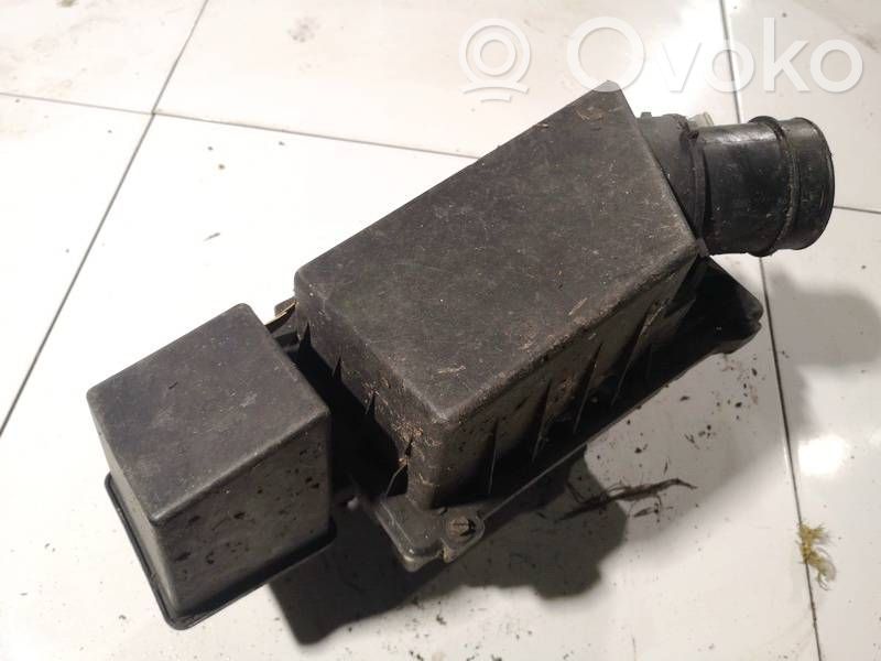 Ford Focus Air filter box 