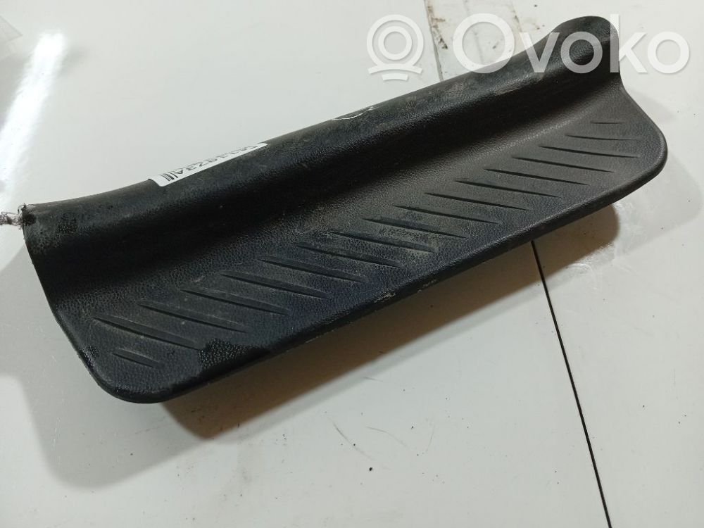Mazda 3 I Capac prag spate 