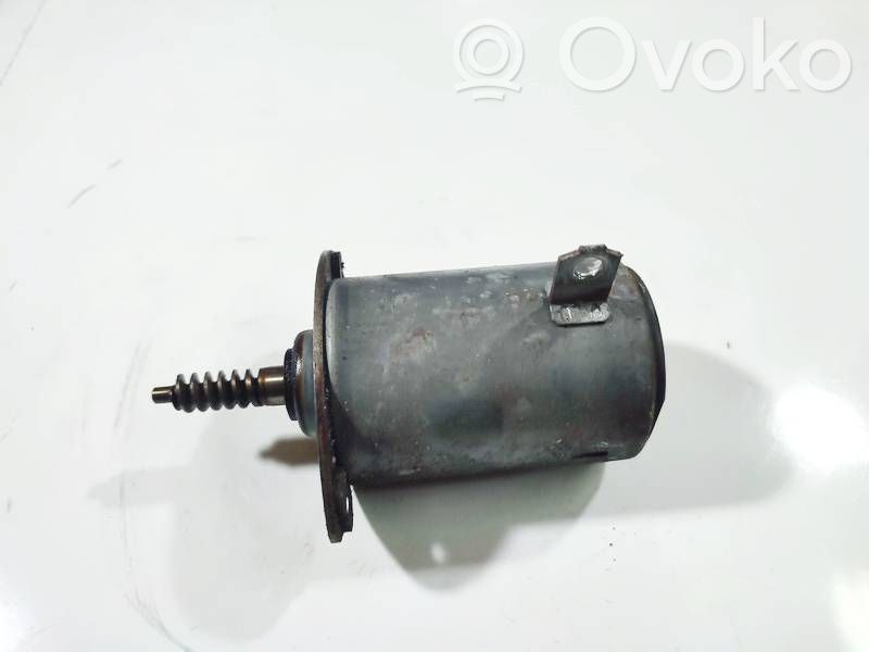 BMW 5 E60 E61 Valve oil control 