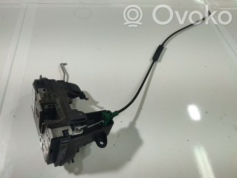Opel Astra H Rear door lock 