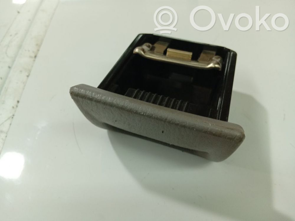 Cendrier   B25G64610,B25G64610,BJ3D64610