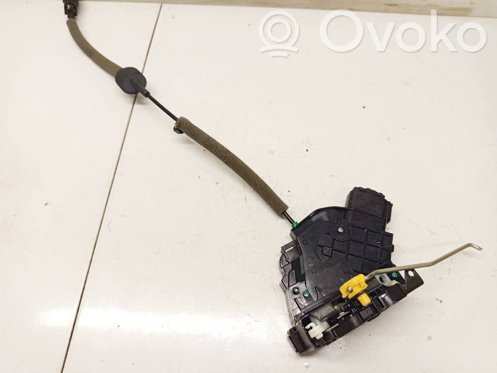 Ford Ka Priekšpusē slēdzene 