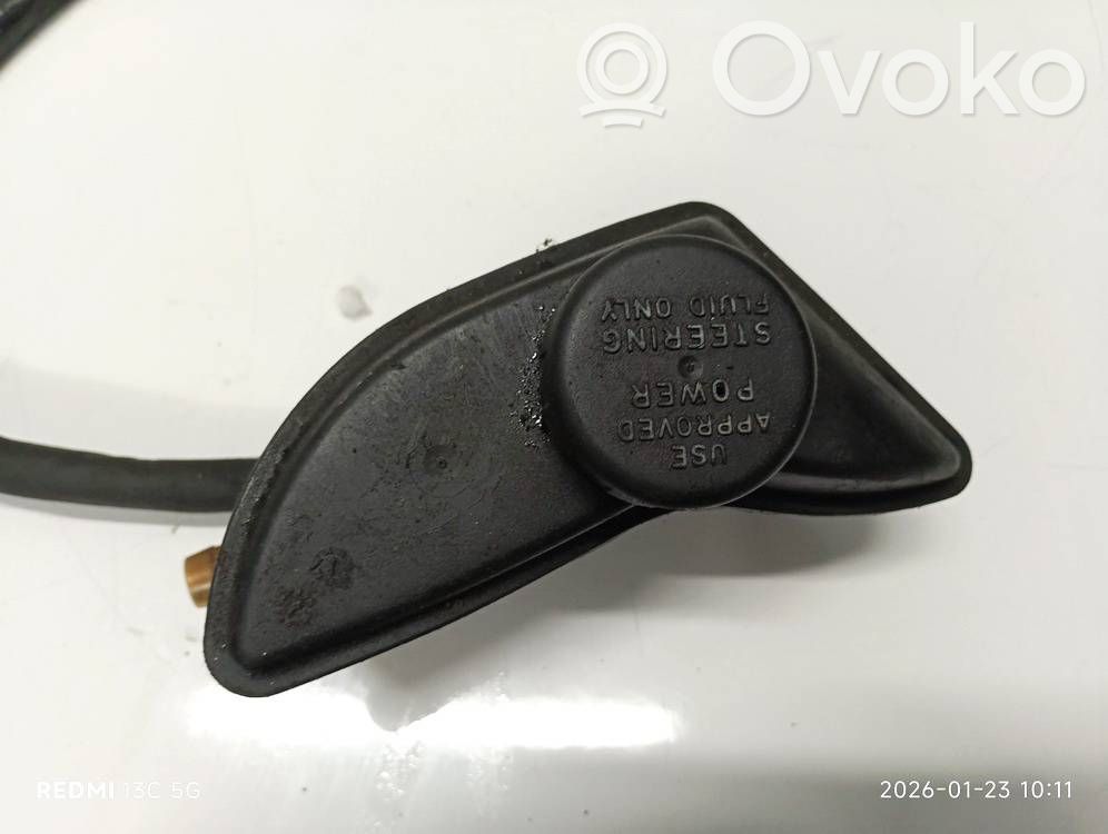Saab 9000 CS Ohjaustehostimen nestesäiliö 