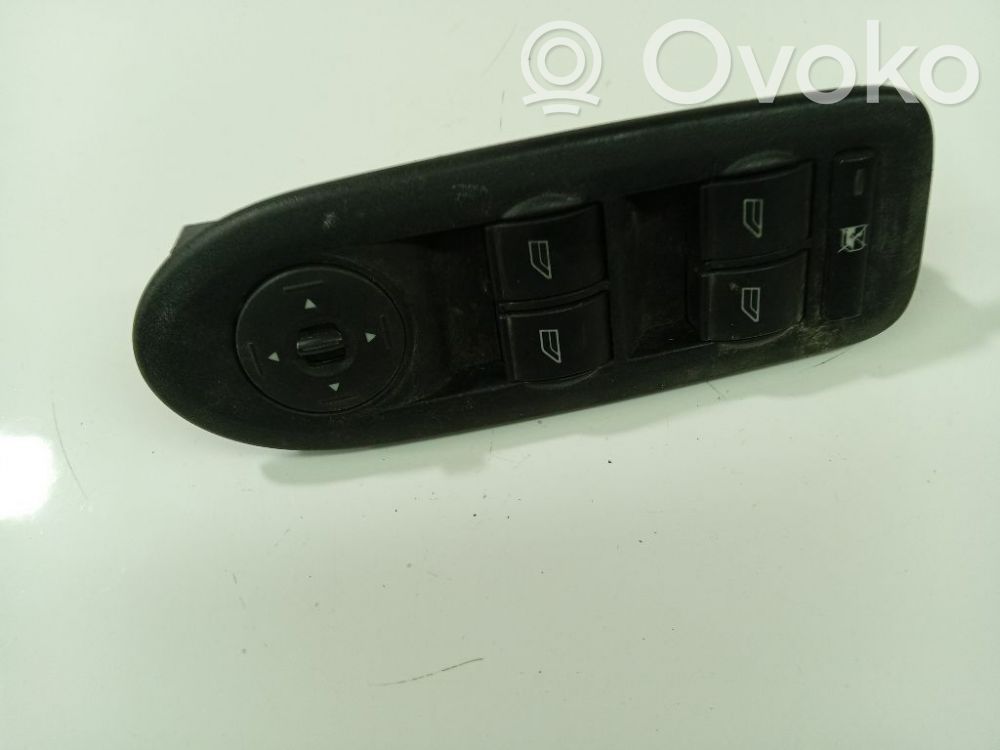 Electric window control switch   7M5T14A132AA,3S003178100,7M5T14A132AA