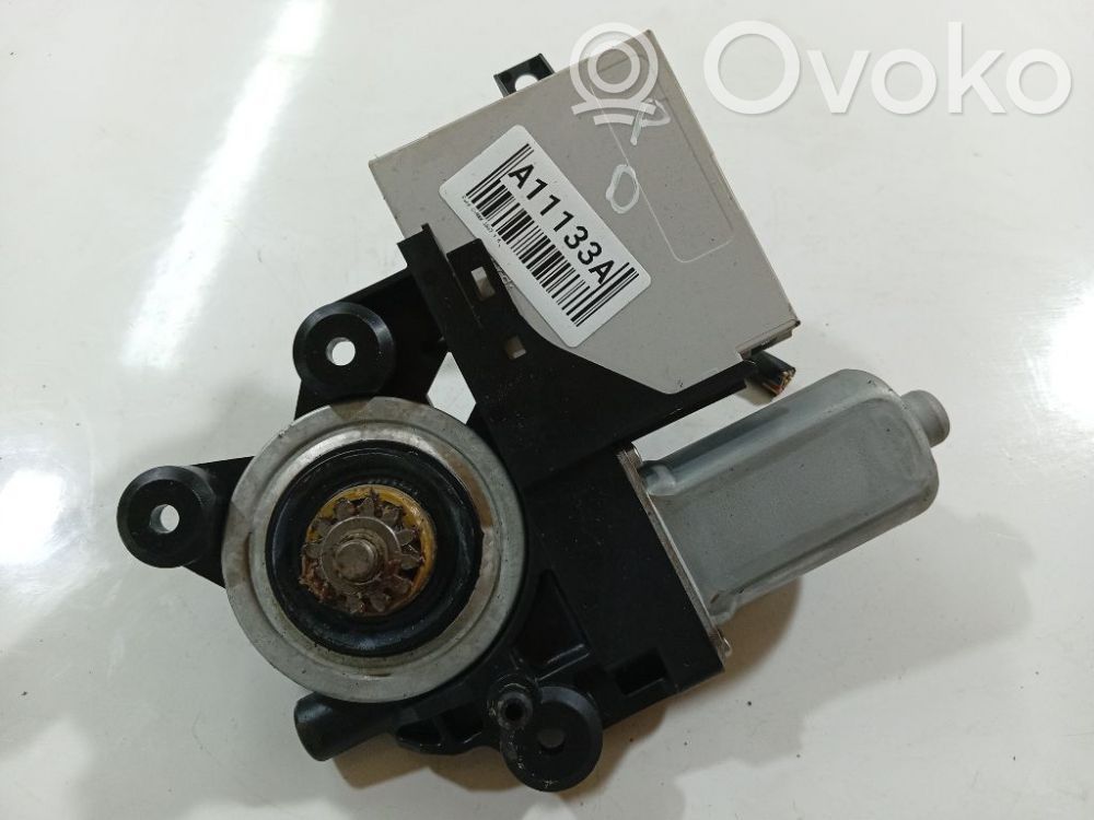 Ford C-MAX I Front door window regulator motor 