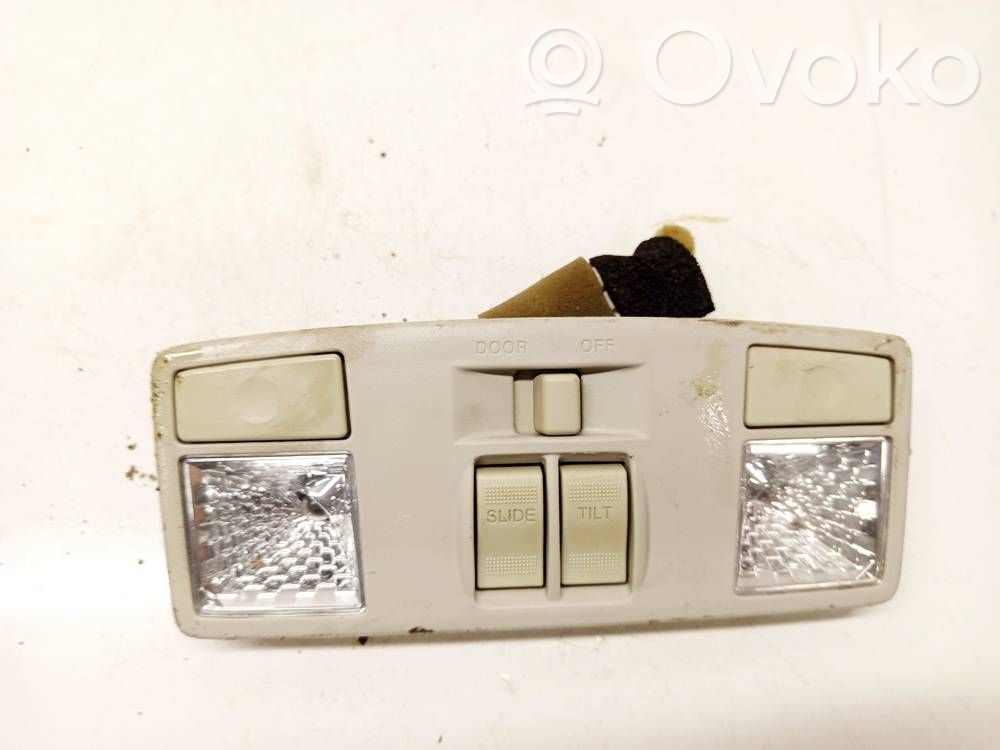 Éclairage lumière plafonnier avant