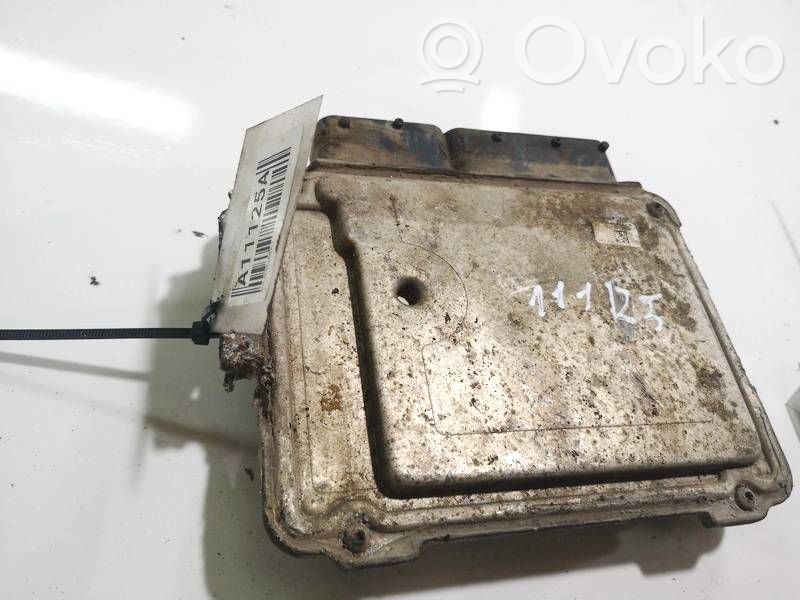 Opel Astra H Engine control unit/module 