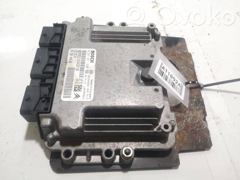 Citroen C4 I Engine control unit/module 